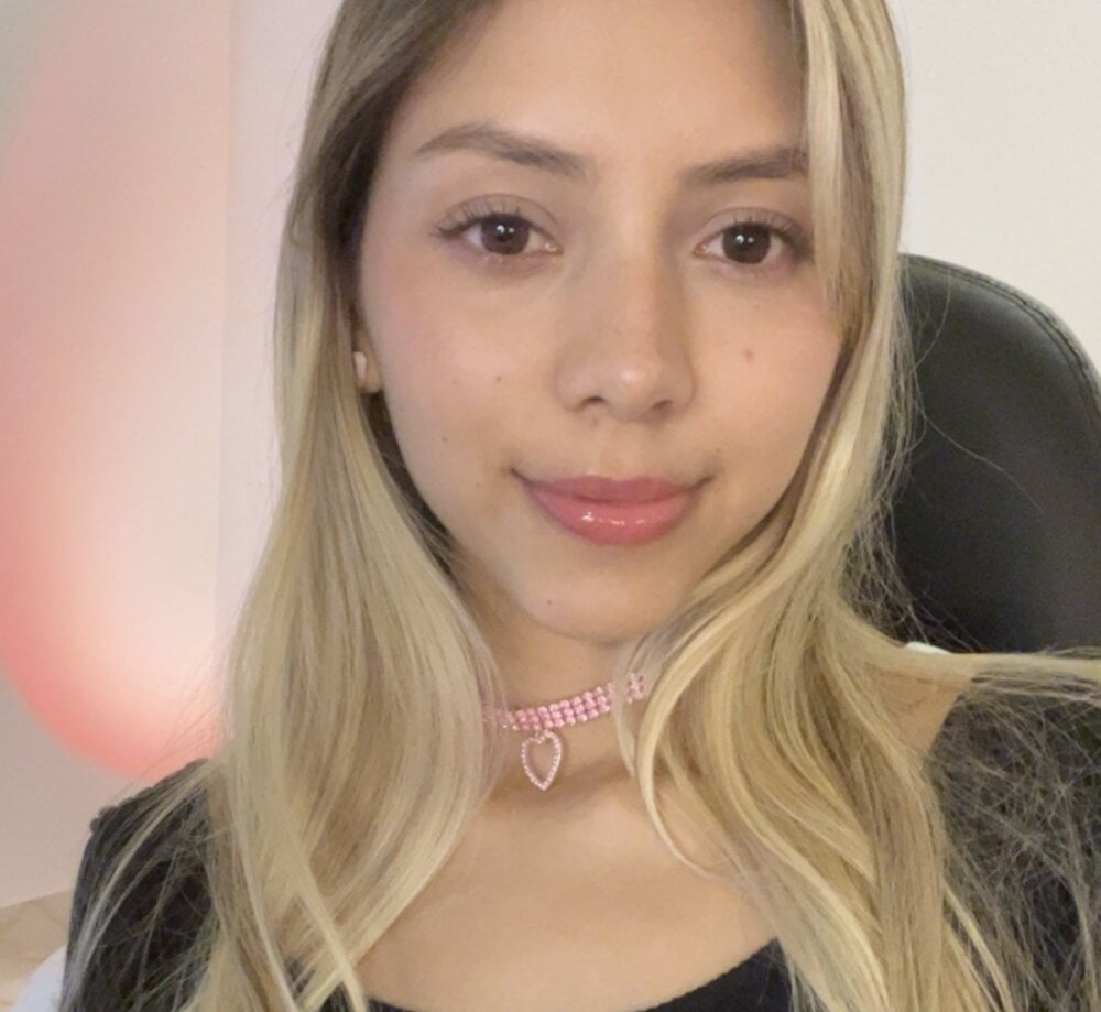 MissBecka_.png